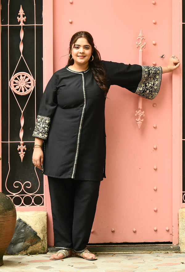 Plus Size Pretty Black Aari Cotton Silk Co-ord Set