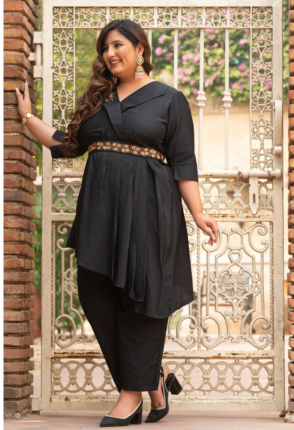 Plus Size Crystal Black Embellished Co-Ord Set with Belt